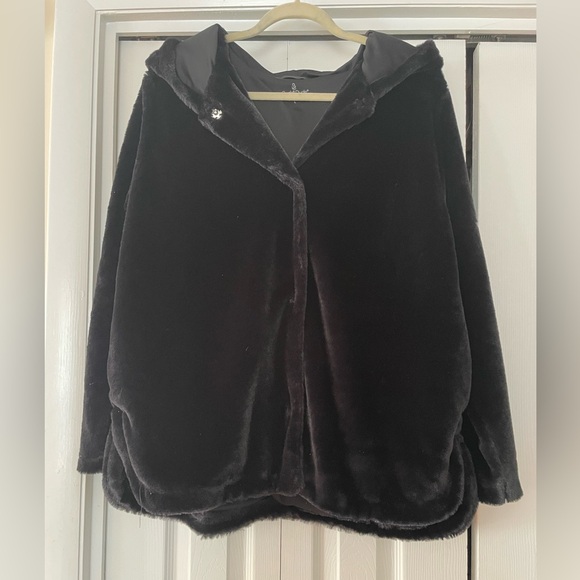 CUDDL DUDS Black Hoodie Furry Jacket
Snap Front, Pocketd, Size Lsrge - Picture 1 of 5